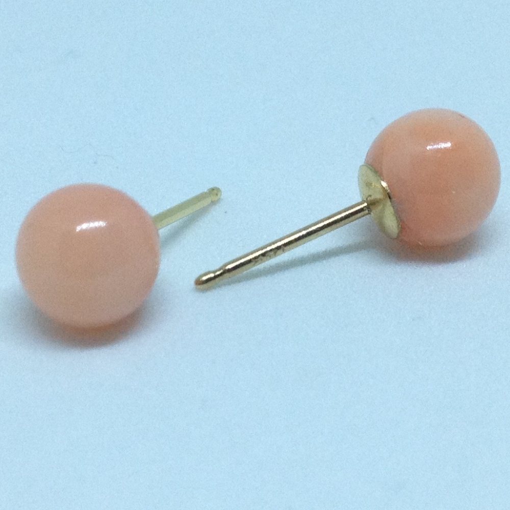 coral stud earrings w/gold plated - Picture 2 of 3